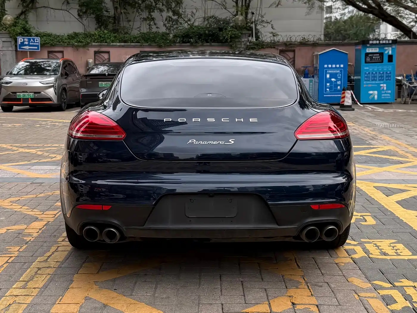 Porsche Panamera 2014 Panamera S Executive 3.0T фото 10