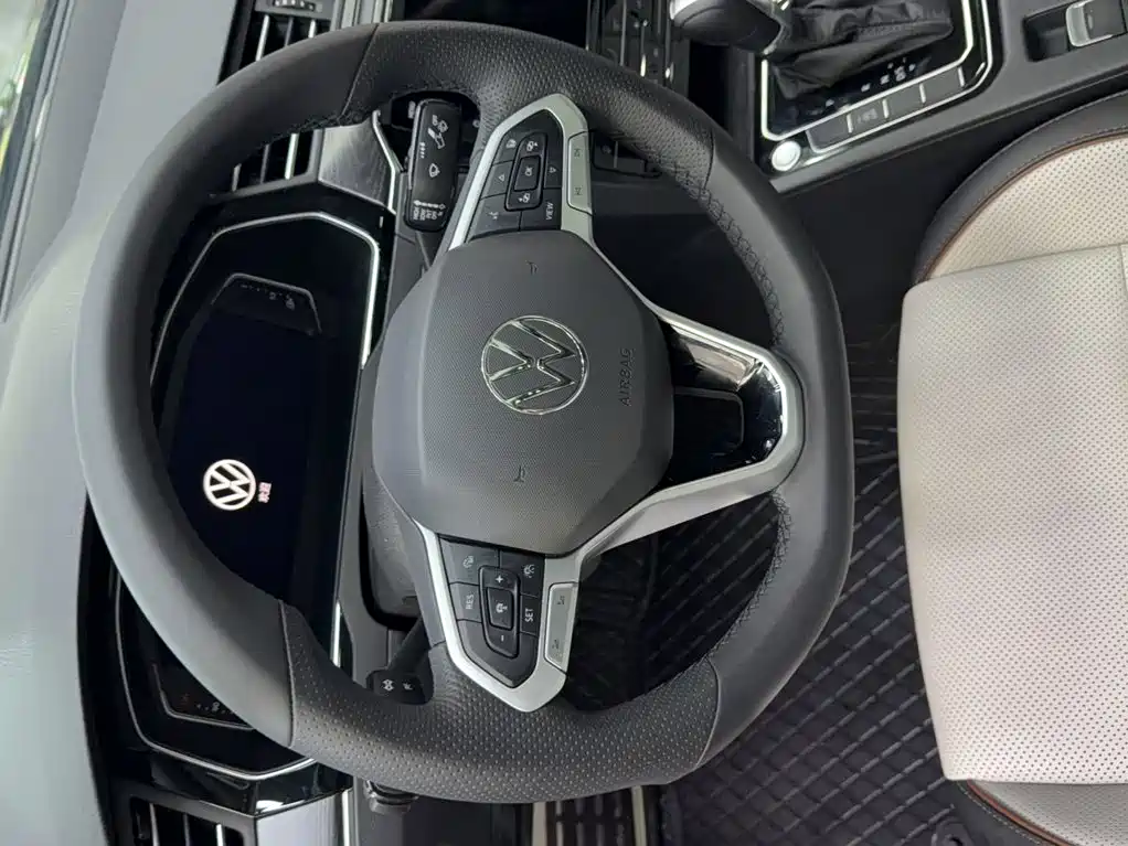 Volkswagen Magotan 2026 2026 Model 30 Million Special Selection 380TSI DSG Luxury