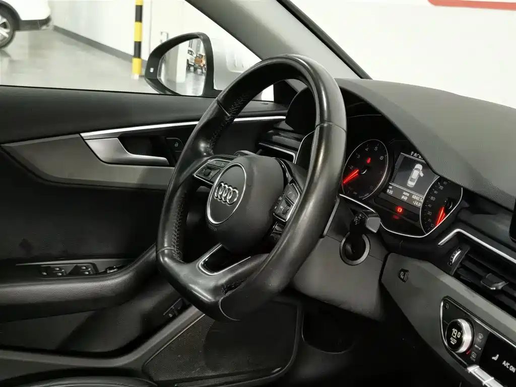 Audi A4L 2017 Plus 40 TFSI Progressive фото 22