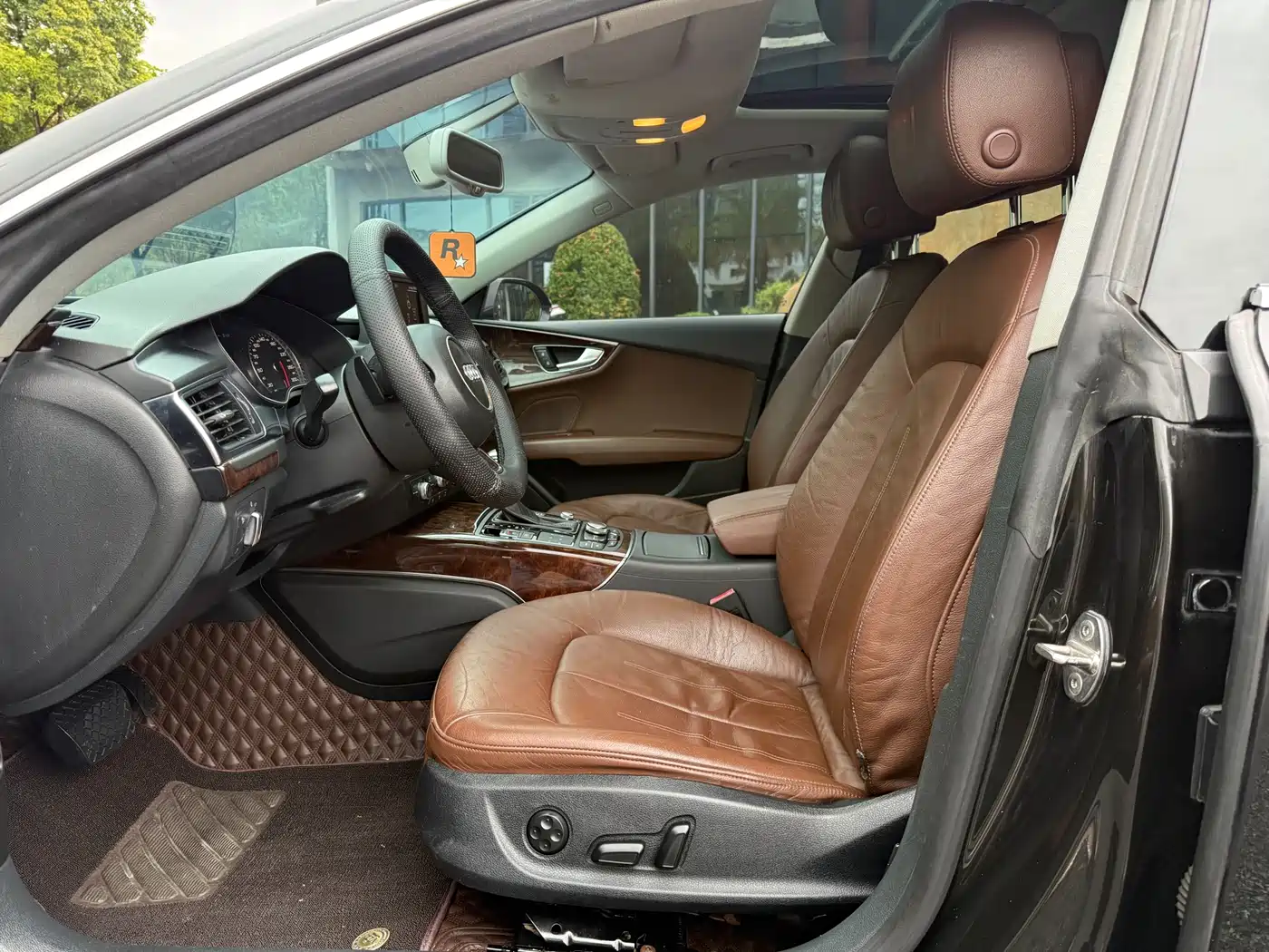 Audi A7 2012 3.0TFSI quattro Comfort фото 8