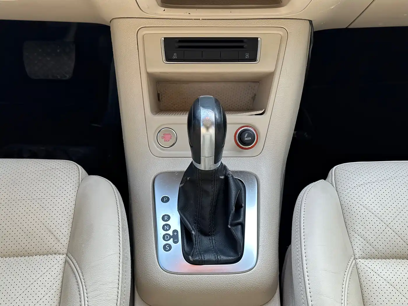 Volkswagen Tiguan 2015 1.8TSI Automatic 2WD Highline фото 16