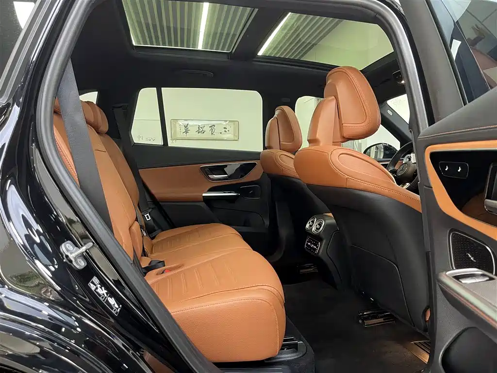 Mercedes-Benz GLC 2023 GLC 300 L 4MATIC Dynamic 7-Seater фото 11
