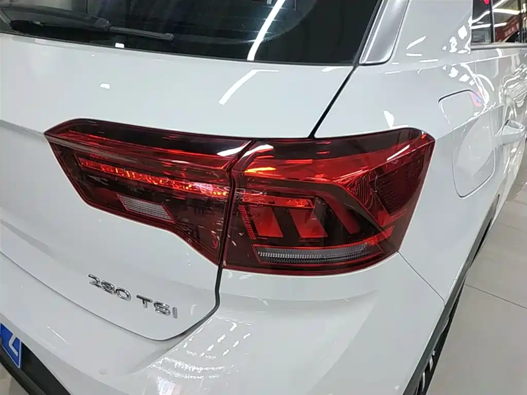 Volkswagen T-ROC 2021 280TSI DSG 2WD Comfort Connected фото 8
