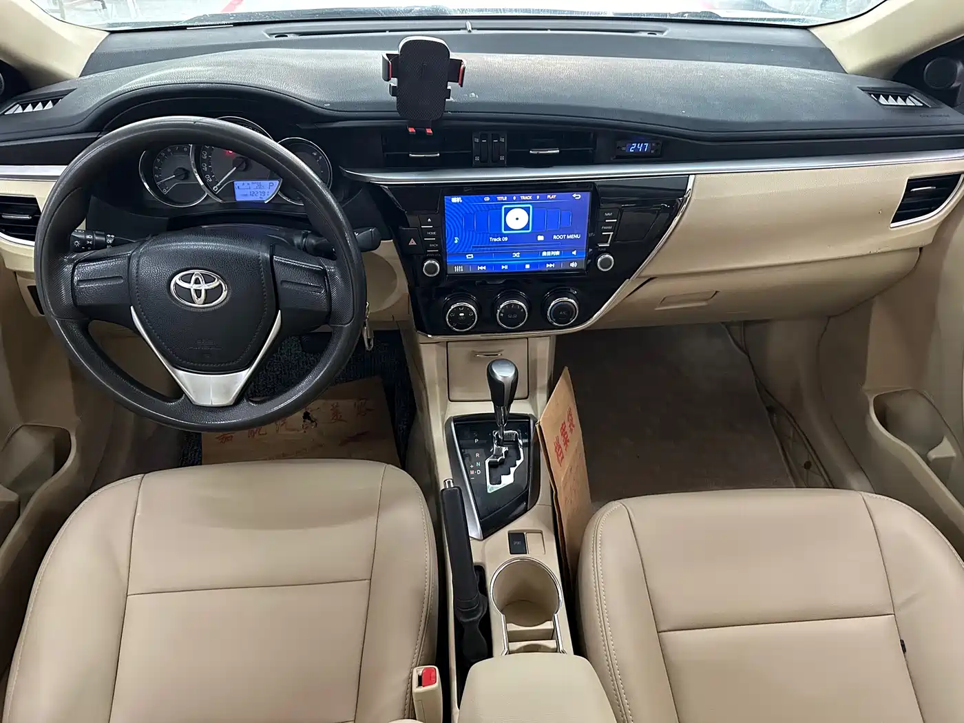 Toyota Corolla 2014 1.6L CVT GL фото 6