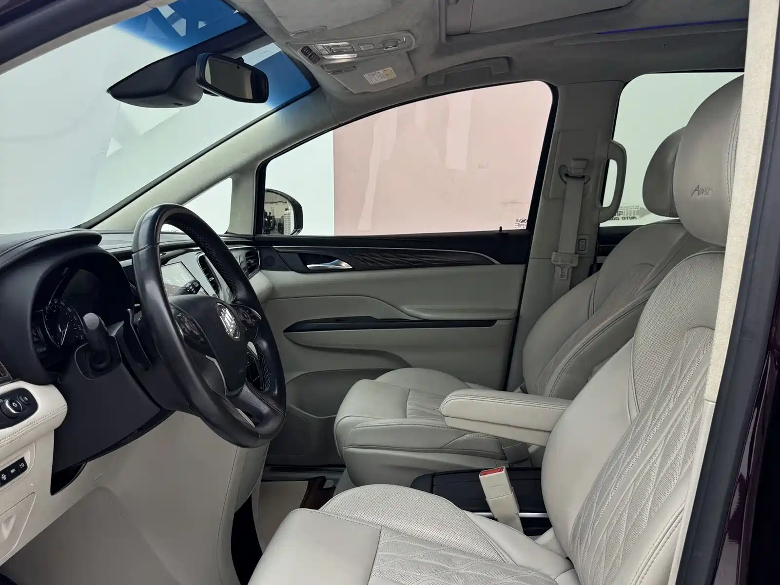 Фото 9 - Buick GL8