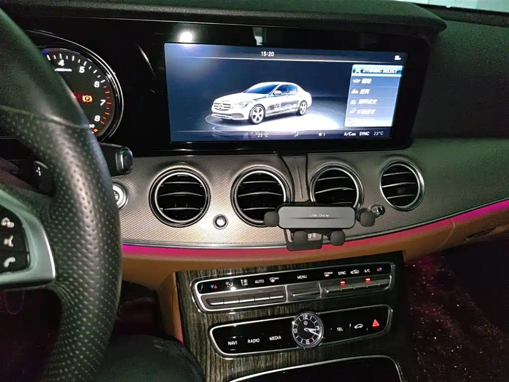 Mercedes-Benz E-Class 2017 E 200 Sport 4MATIC фото 13