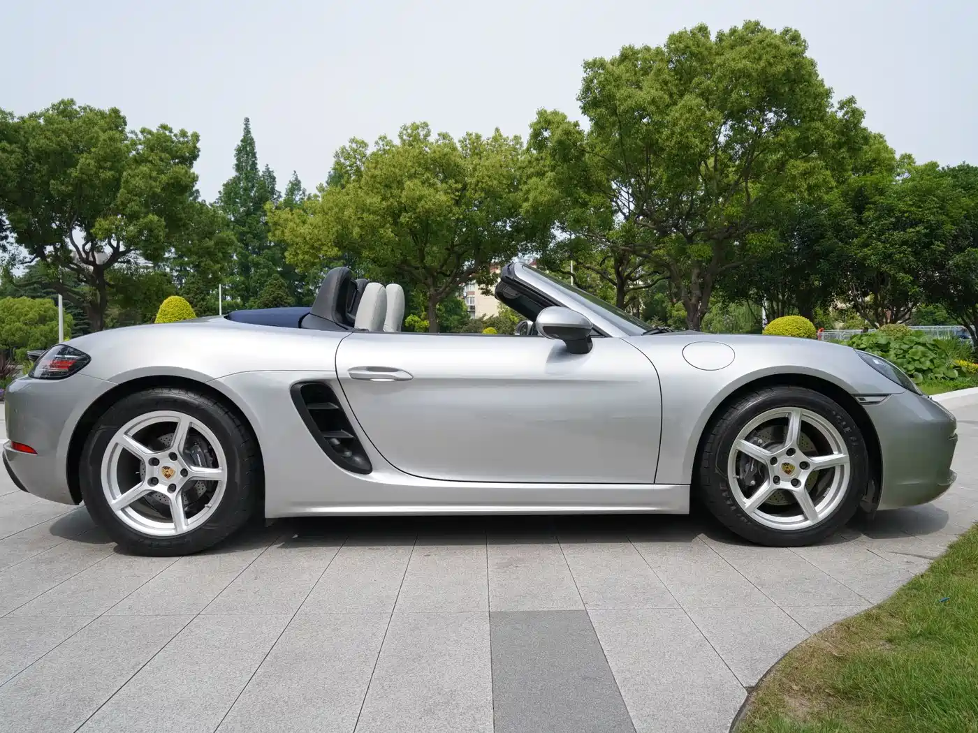 Porsche 718 2022 Boxster 2.0T фото 17