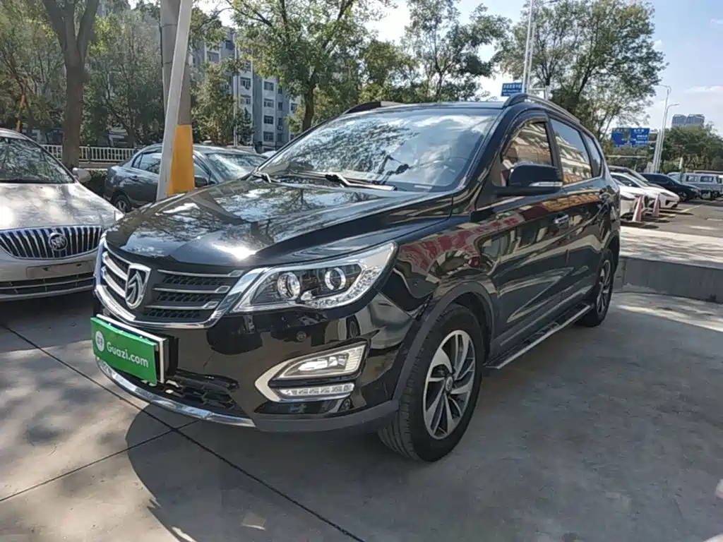 Baojun 560 2016 2015 1.8L Manual Luxury