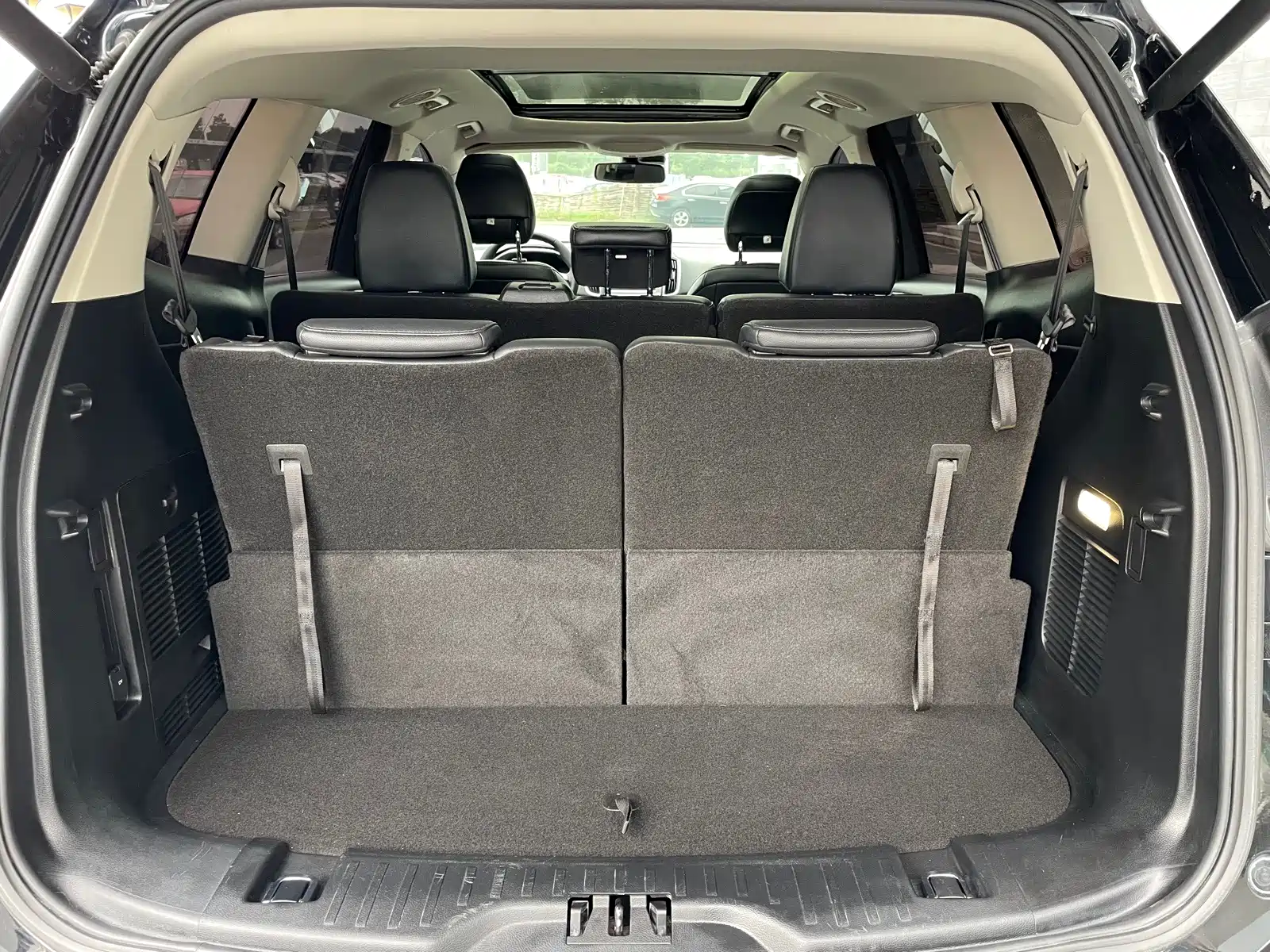 Фото 15 - Ford Edge