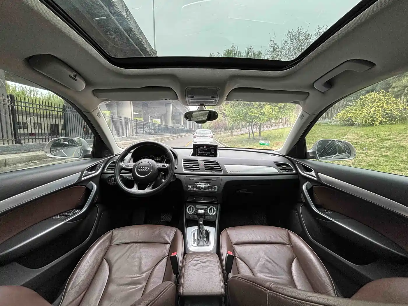 Audi Q3 2013 35 TFSI quattro Technology фото 9