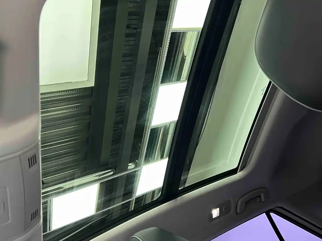 Volkswagen T-ROC 2023 280TSI DSG 2WD Time Edition фото 9