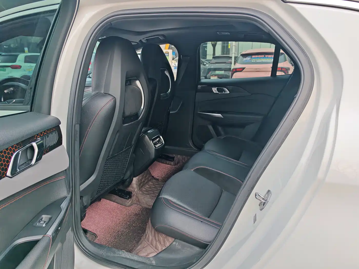 Lynk & Co 03 2018 1.5TD DCT Power Pro Version China V фото 9