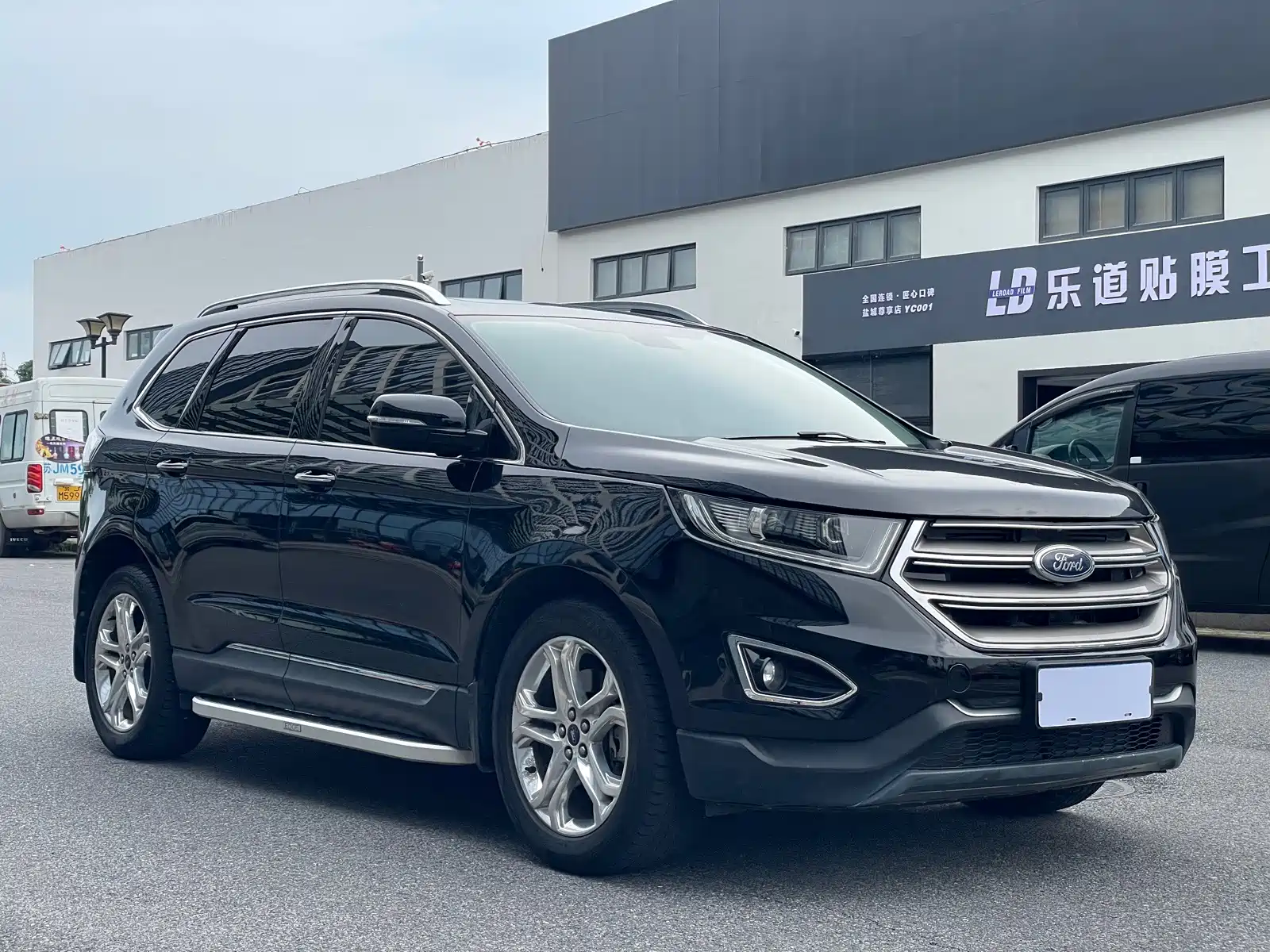 Фото 3 - Ford Edge