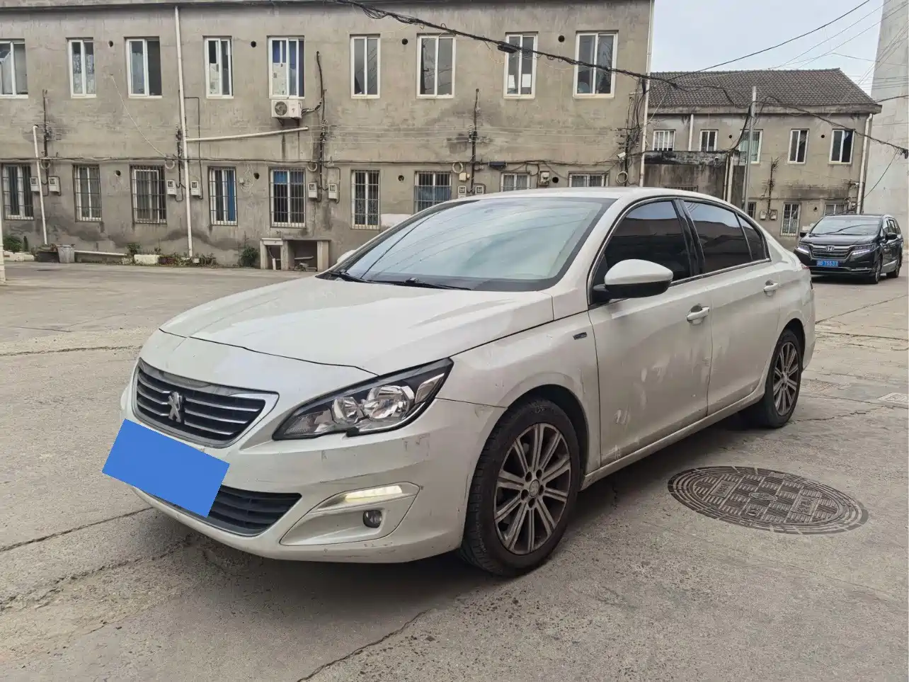 Peugeot 408