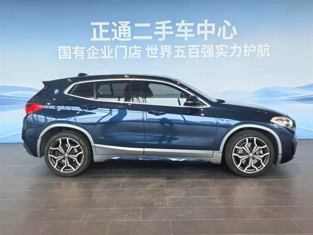 Фото 25 - BMW X2