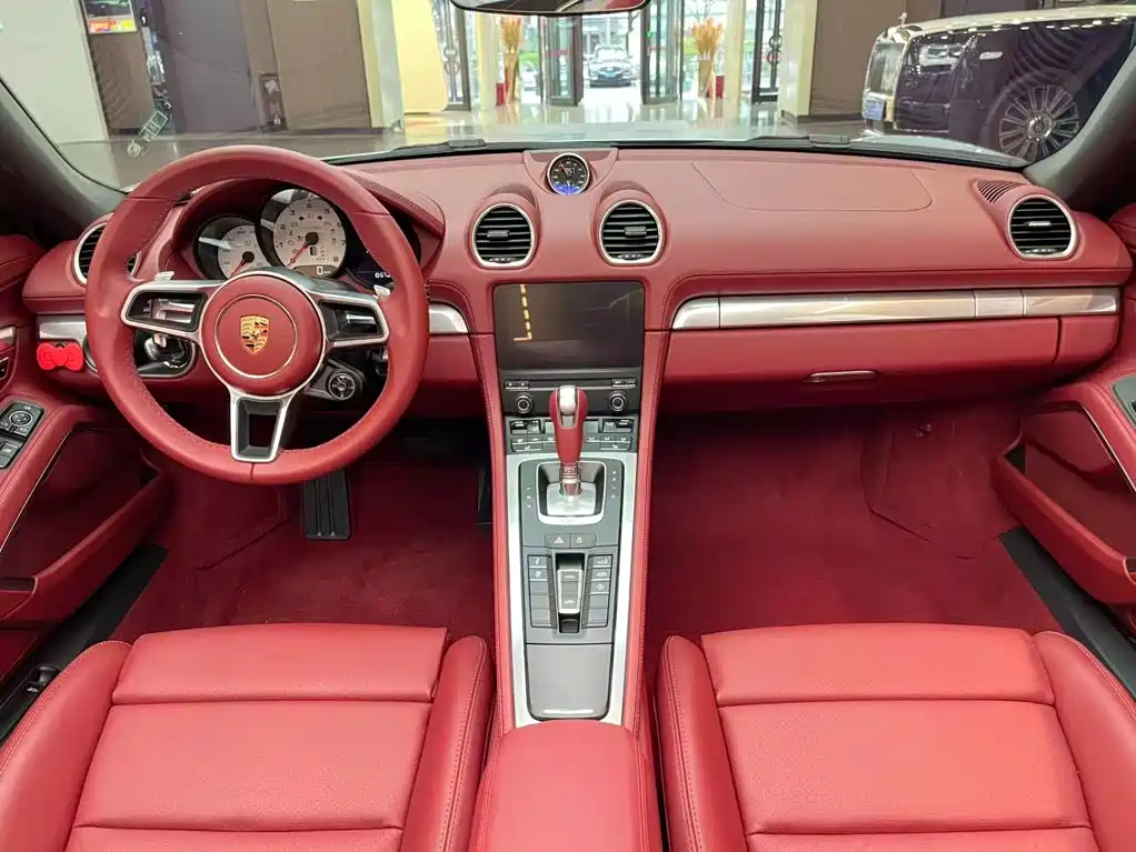 Porsche 718 2025 2022 Boxster 2.0T