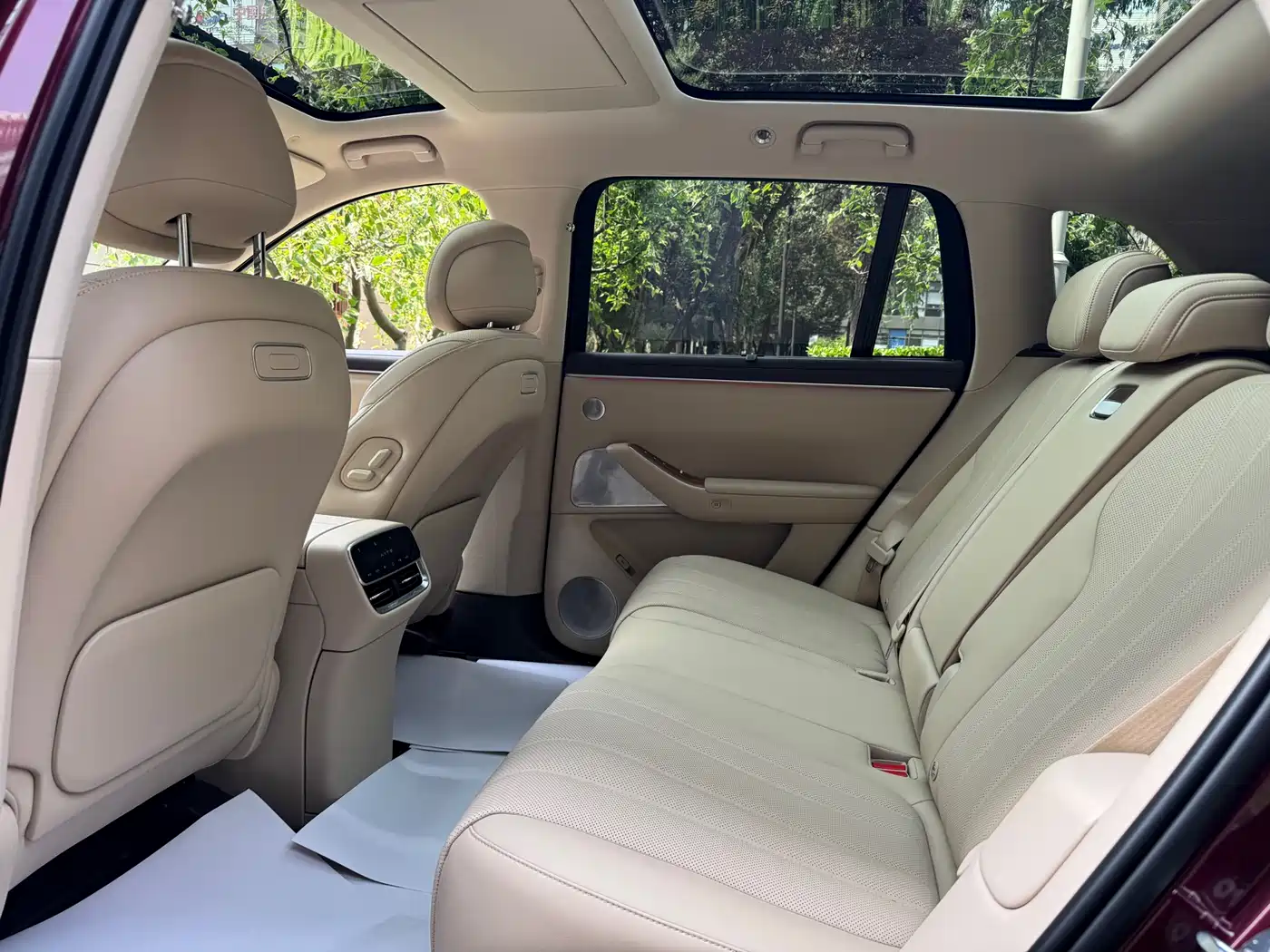 AITO Wenjie AITO M7 2026 Extended Range Ultra AWD 5-Seater фото 15
