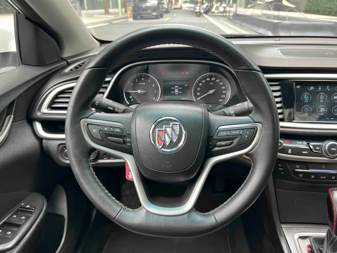 Buick Excelle 2019 18T Auto Connected Elite China VI фото 20