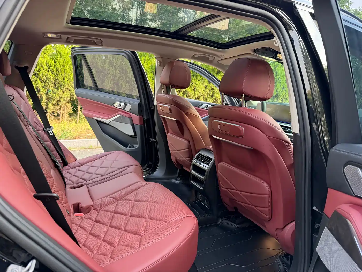 BMW X5 2023 xDrive 30Li Premium M Sport Black Night Package фото 10