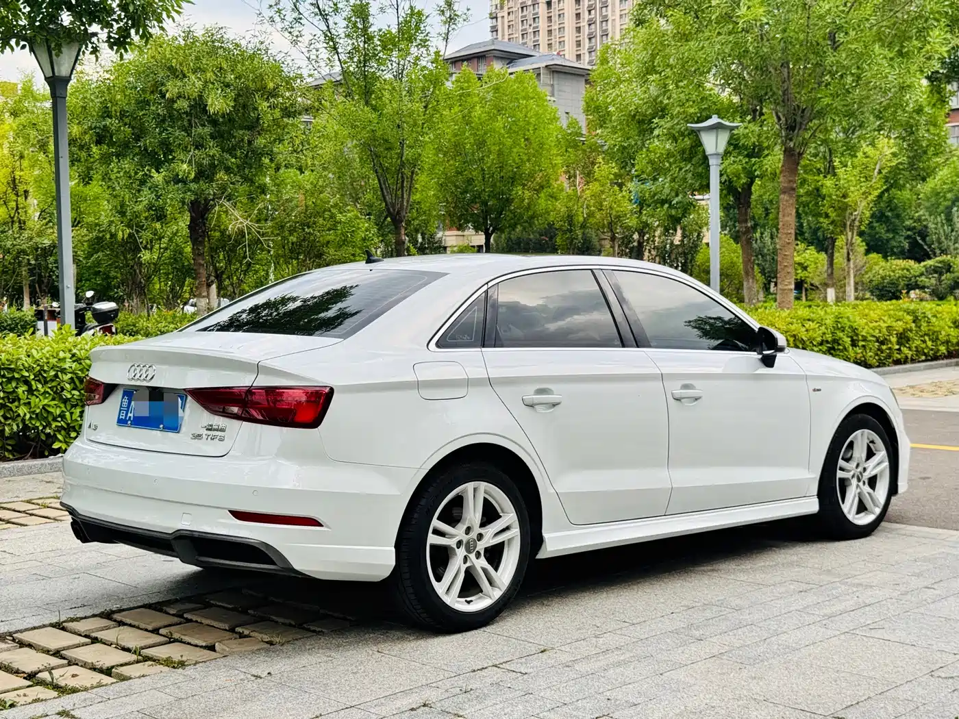 Photo 4 - Audi A3