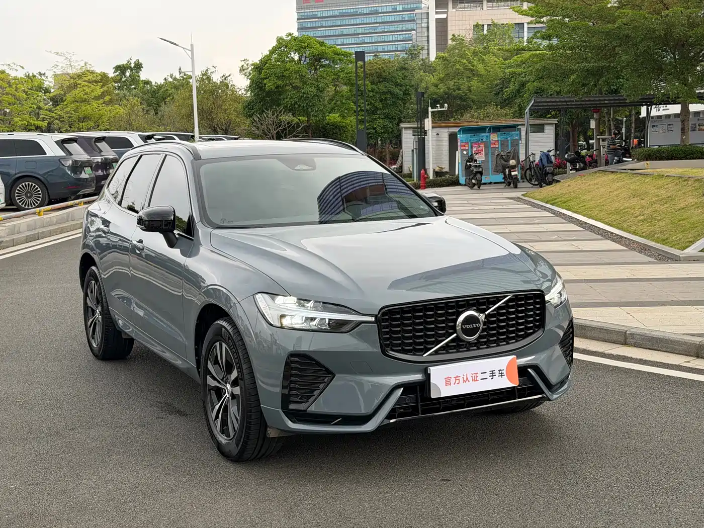 VOLVO XC60