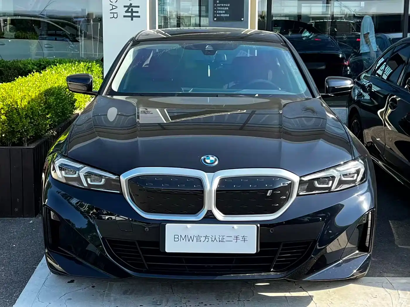 BMW i3 2024 eDrive 35 L фото 4