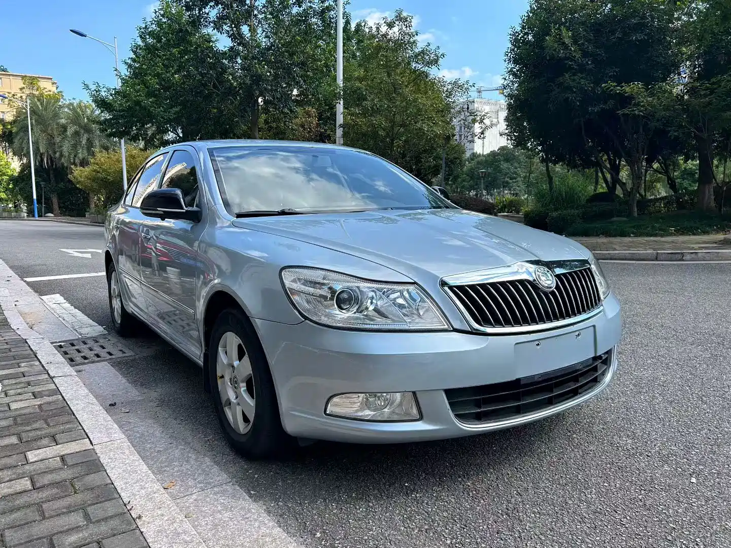 Фото 3 - Škoda Octavia