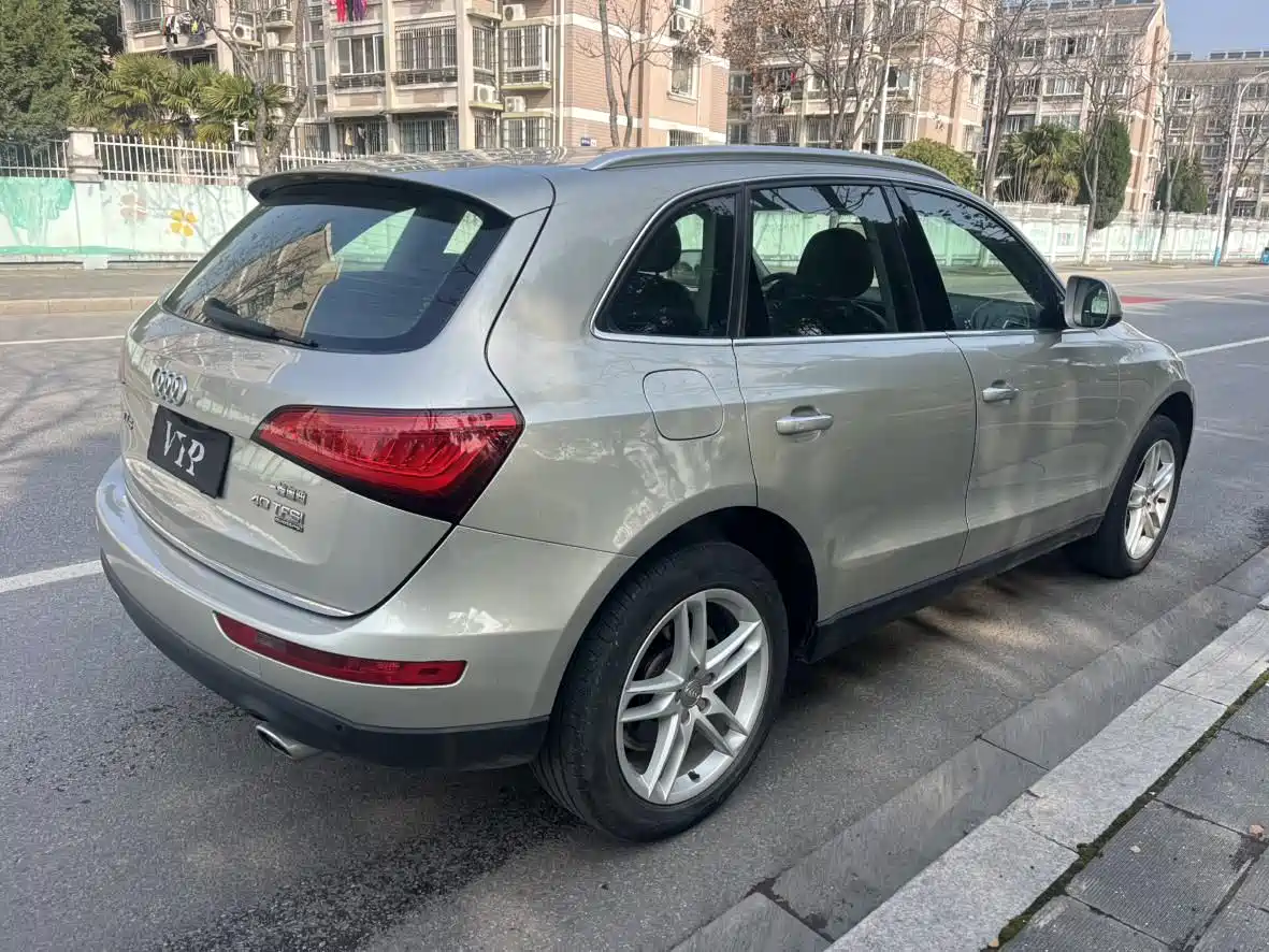 Audi Q5 2016 40 TFSI Technology Model фото 6