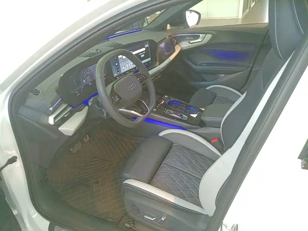 Audi A5L 2025 2.0T Sport Edition quattro фото 7