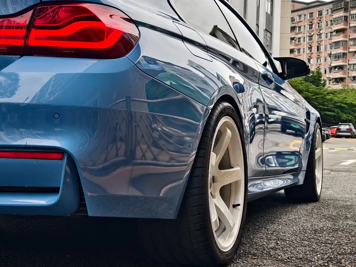 BMW M4 2017 2014 M4 Coupe