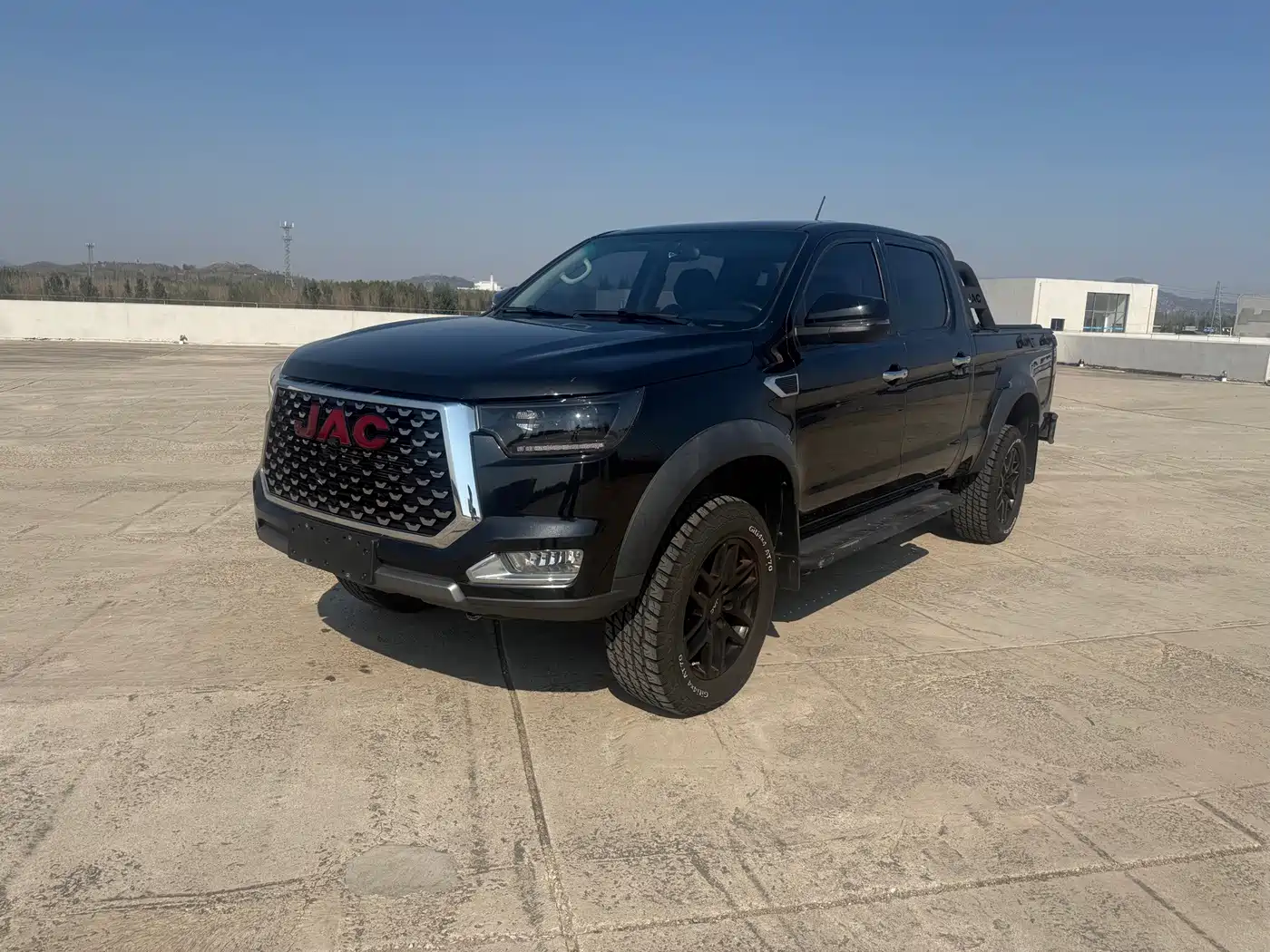2024 JAC JAC T8