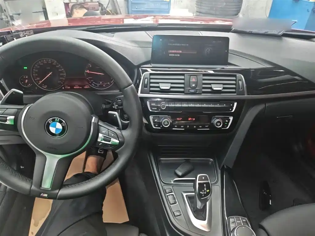 BMW 3 Series 2018 320Li Leading M Sport Package фото 10