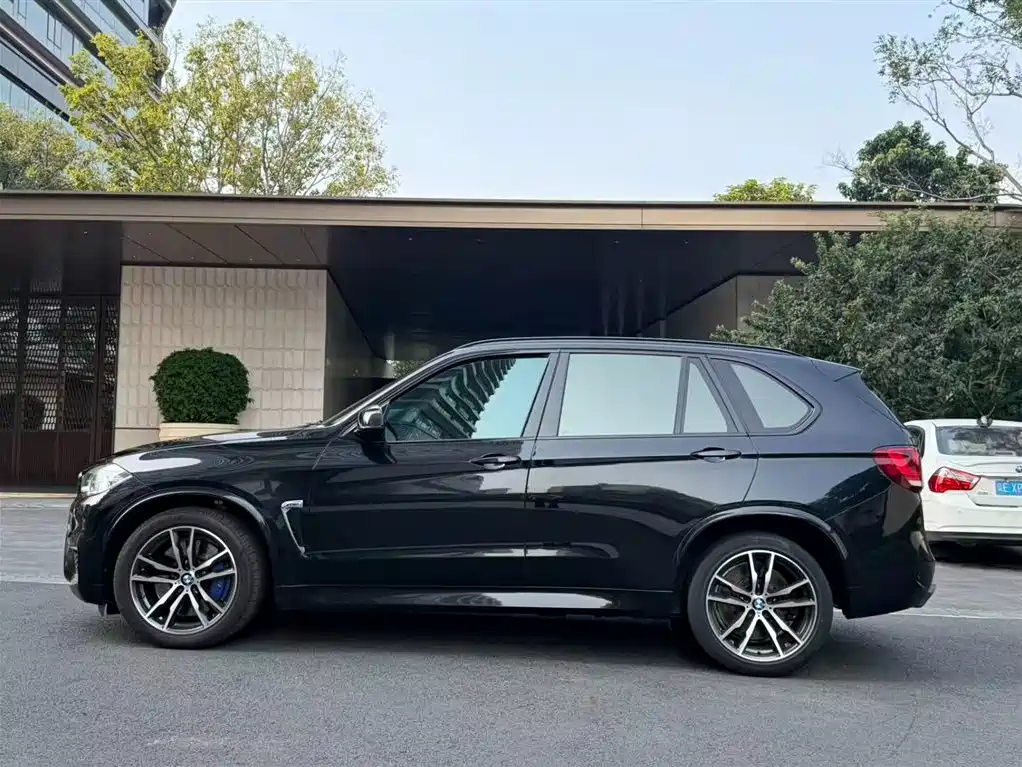 BMW X5 M 2015 X5 M фото 17