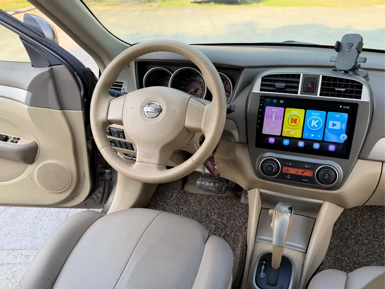 Фото 12 - Nissan Sylphy