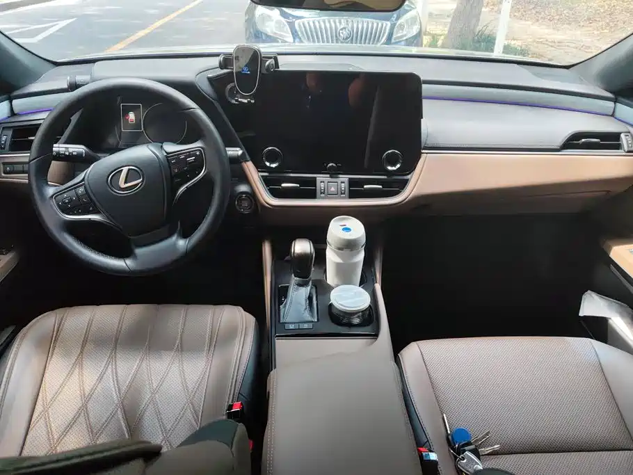 Lexus ES 2025 2025 200 Ultimate Edition