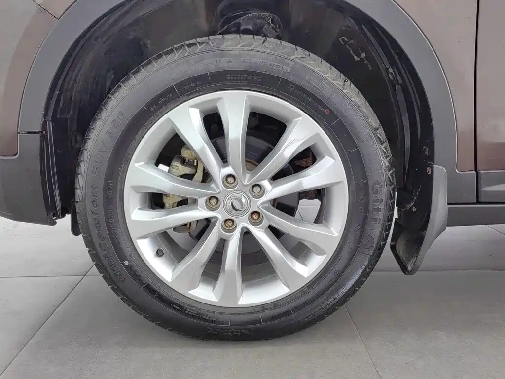 Dongfeng Aeolus Dongfeng Fengshen AX7 2015 2015 2.0L Manual Zhiyi Edition