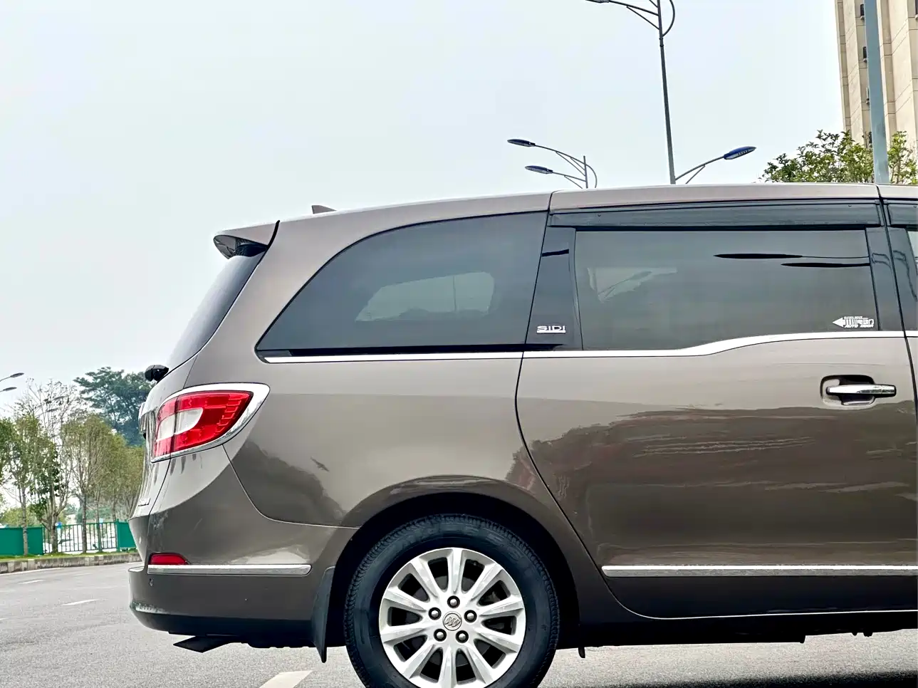Buick GL8 2011 3.0L GT Luxury Business Elegance Edition фото 11