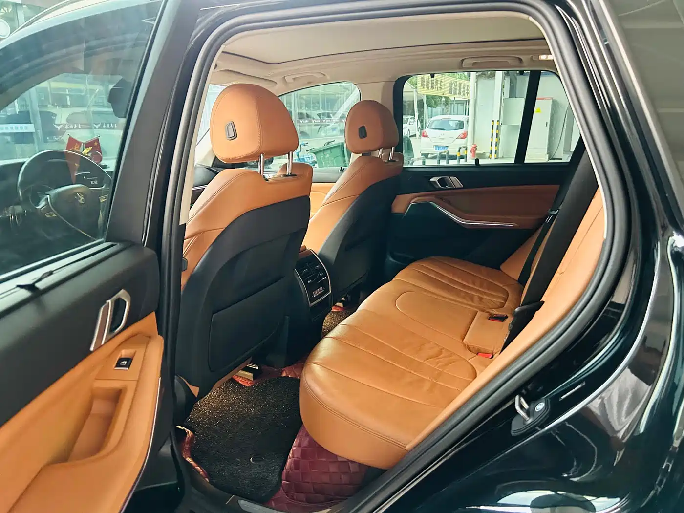 BMW X5 (Import) 2020 xDrive40i M Sport Package фото 9