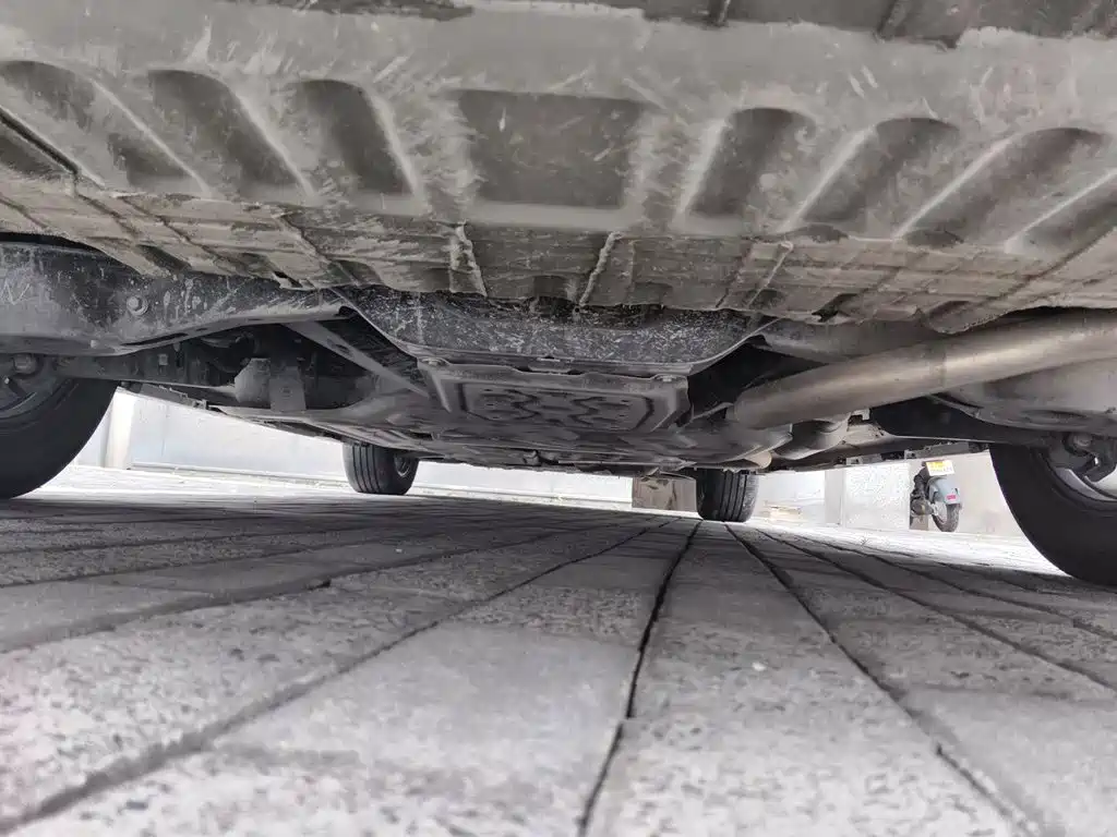 Photo 22 - Toyota Sienna