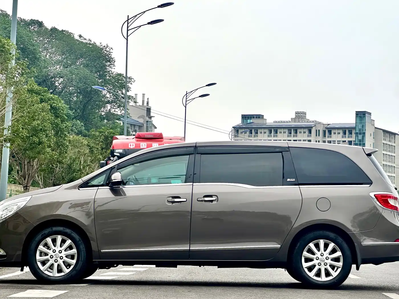 Buick GL8 2011 3.0L GT Luxury Business Elegance Edition фото 7