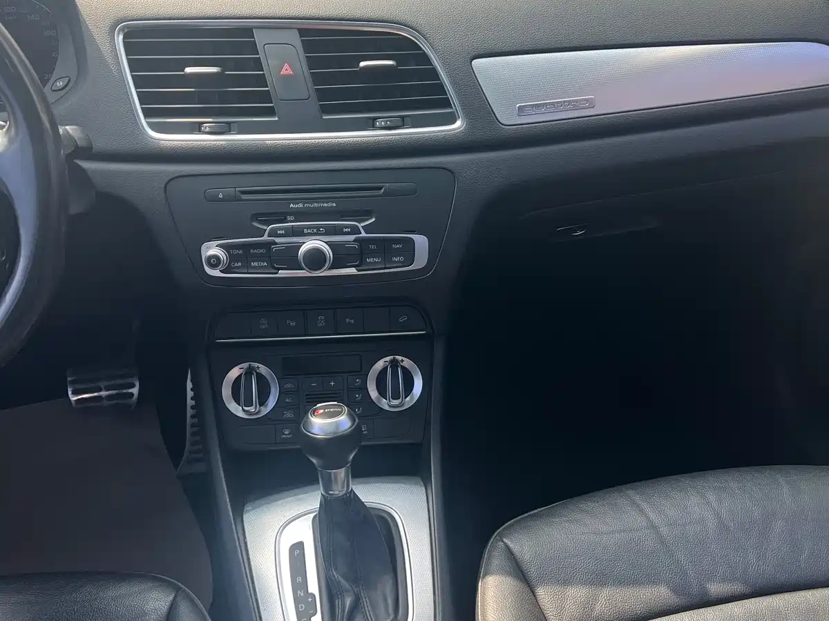 Audi Q3 2013 35 TFSI quattro Comfort фото 11