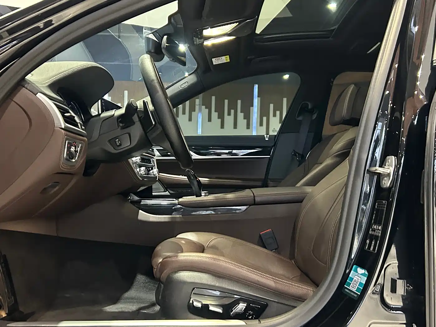 BMW 7 Series 2018 730Li Leading Type M Sport Package фото 6