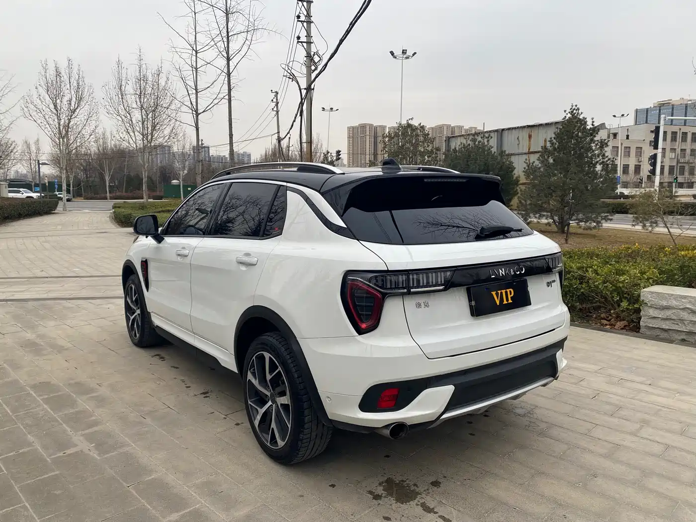 Lynk & Co 01 2019 2.0T AWD Pro Edition China VI фото 18