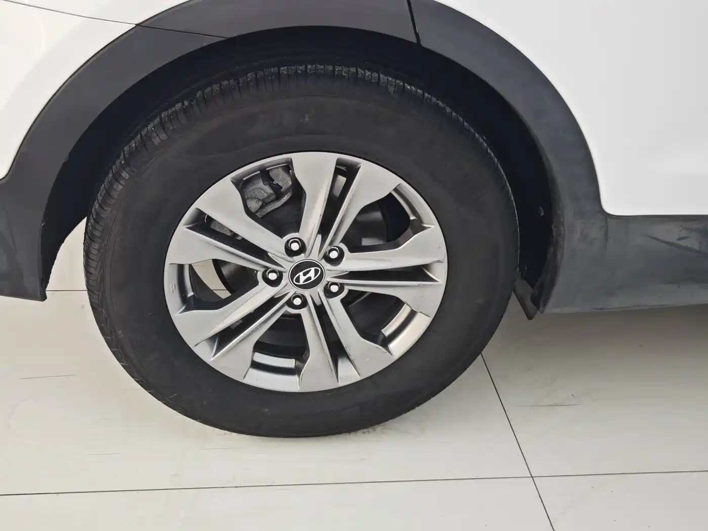 Hyundai Santa Fe 2013 Model 2.4L Automatic 2WD Smart фото 19