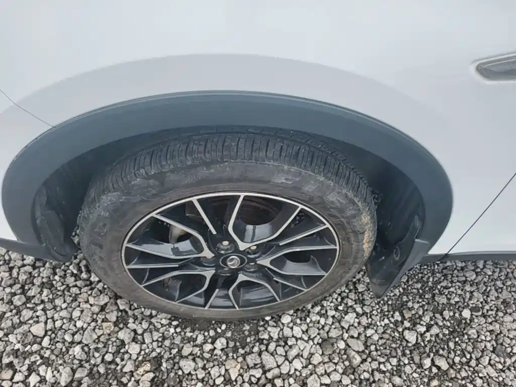 Soueast DX3 2018 2018 1.5T CVT Premium