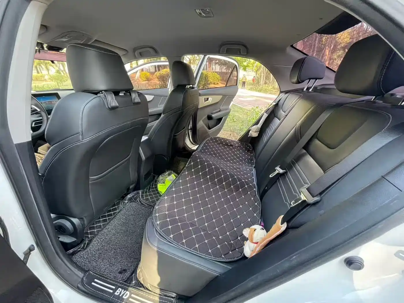 BYD Qin 2019 1.5L Automatic Luxury Edition фото 6