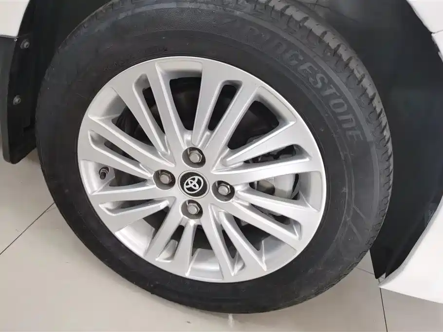 Toyota Vios FS 2019 1.5L CVT Fengchi Edition фото 6