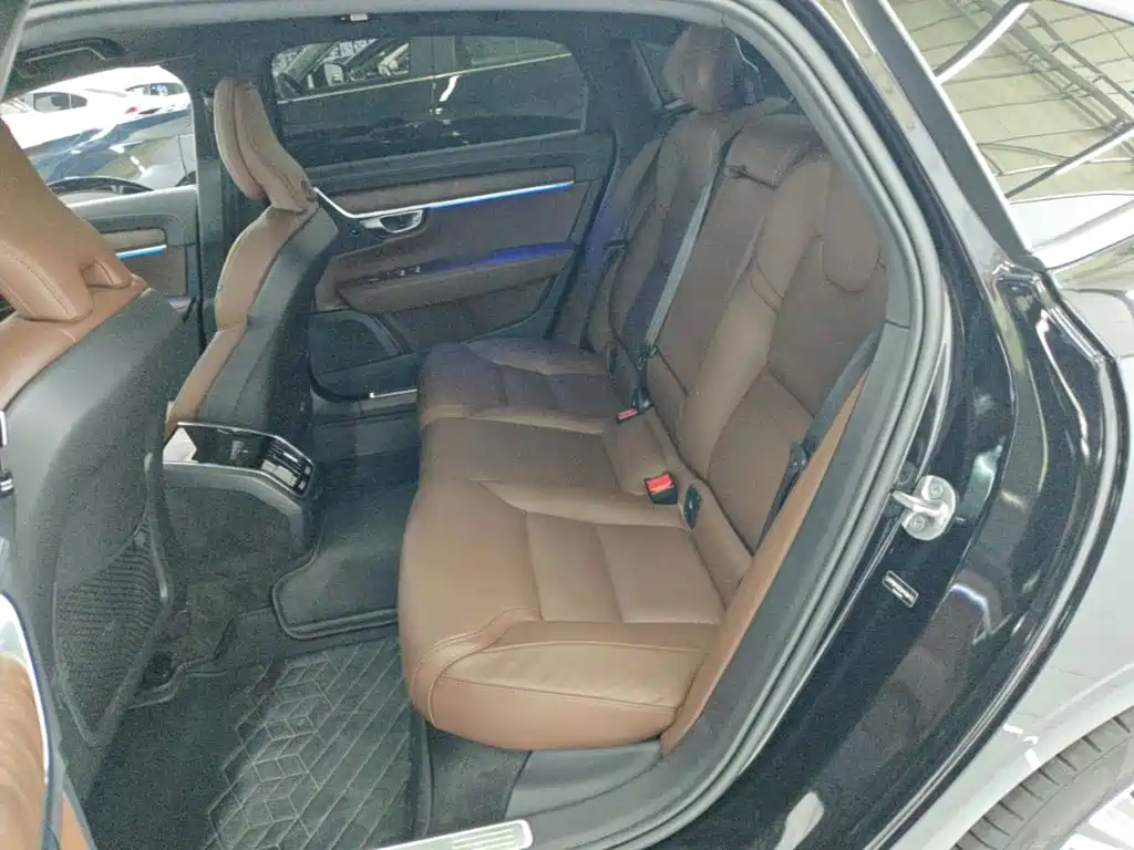 Volvo S90 2025 2025 B5 Zhiyuan Luxury Edition