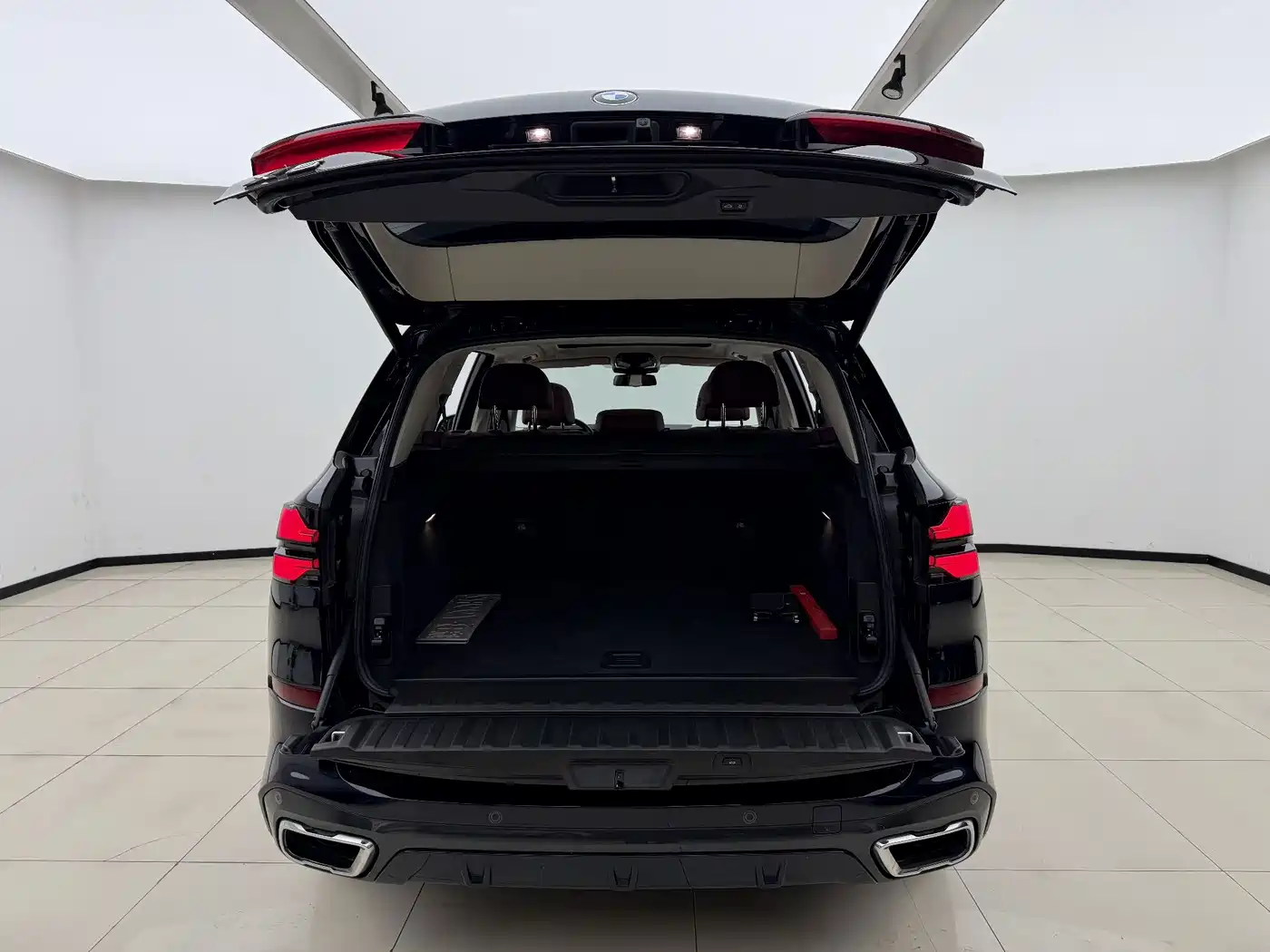 BMW X5 2025 2023 xDrive 30Li Premium M Sport Black Night Package