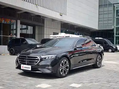 Mercedes-Benz E